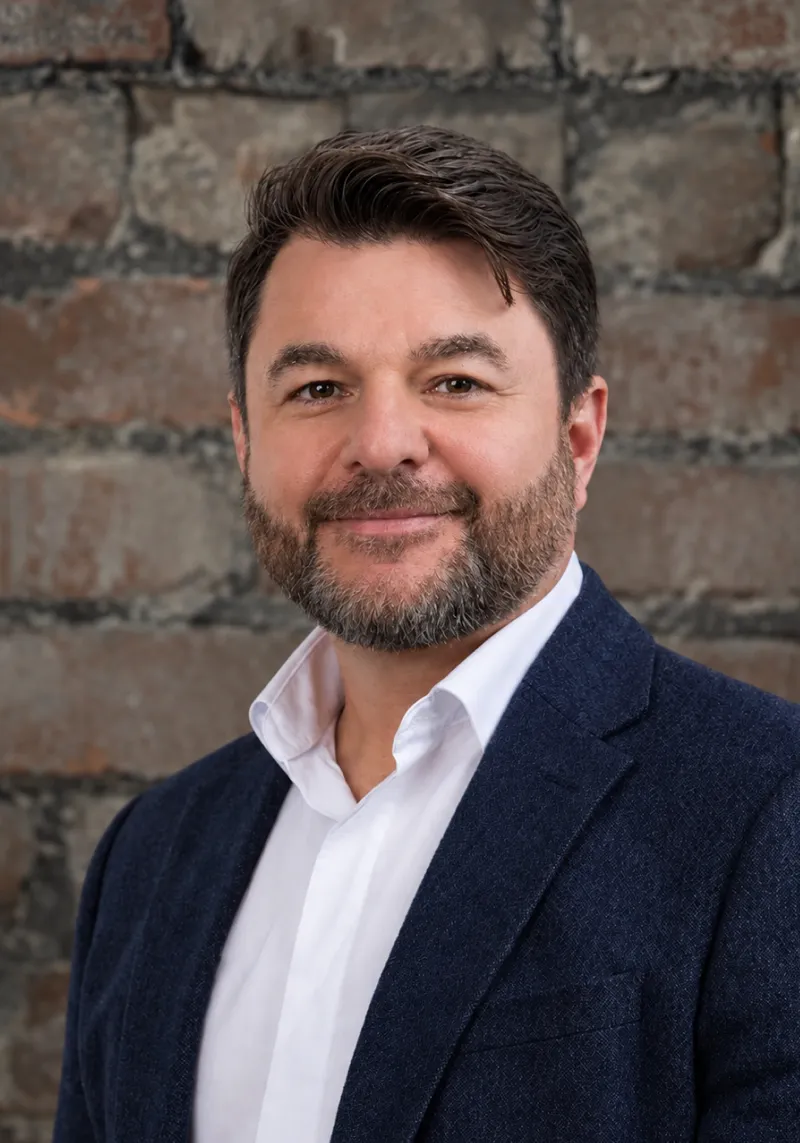 Darren Gallagher